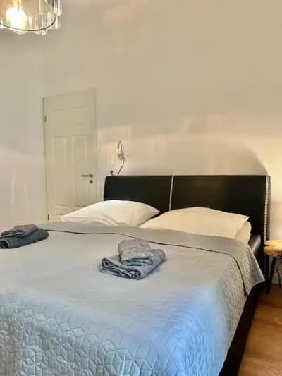 Modernes City-Apartment mit Blick in den Park und 2 Bäder in Oldenburg – Detailansicht 2