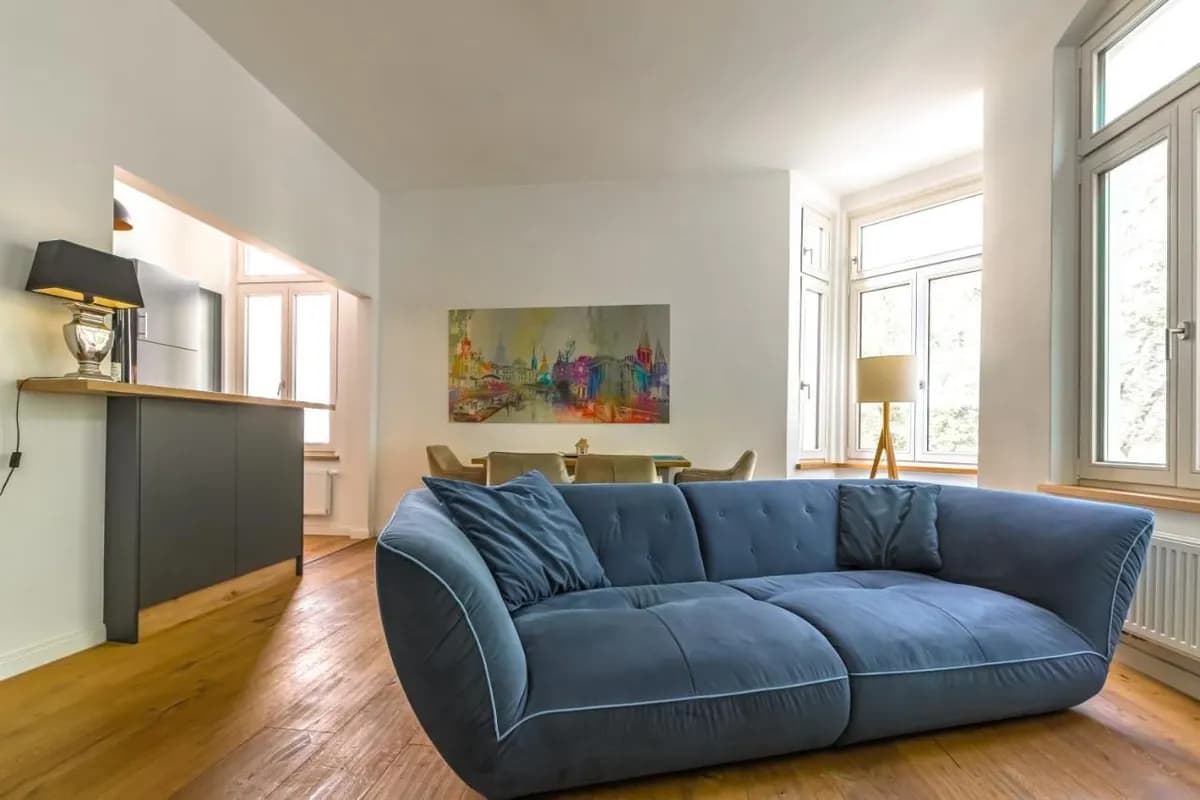 H9 ganzes Haus 12ZKB in Oldenburg – Wohnbereich