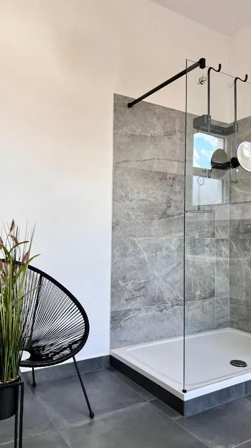 Exklusives City-Apartment im Herzen Oldenburgs mit Balkon und Parkplatz in Oldenburg – Gesamtansicht
