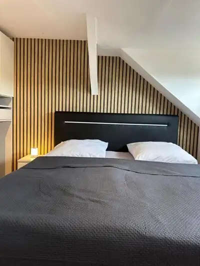 Schönes City-Apartment mit 2 Schlafzimmer, Parkplatz, ruhig und hell in Oldenburg – Detailansicht 1