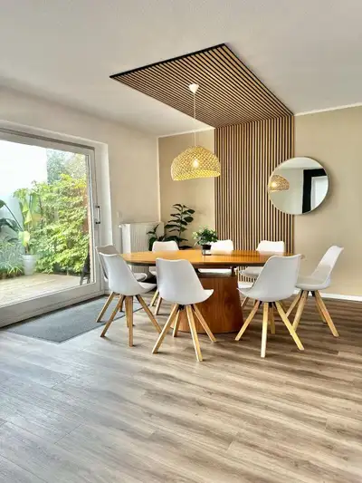 Großes City-Ferienhaus mit Terrasse, Grill und Parkplatz in Oldenburg – Gesamtansicht