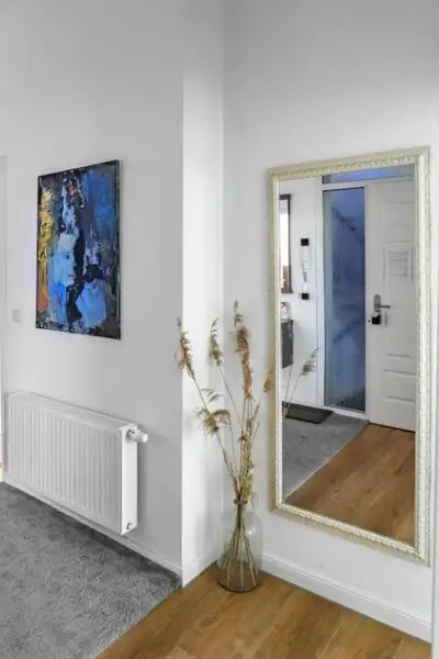 Modernes City-Apartment mit Blick in den Park und 2 Bäder in Oldenburg – Küche