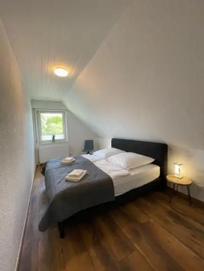 FeWo-Julius am Weser-Sandstrand – OG in Berne – Detailansicht 1