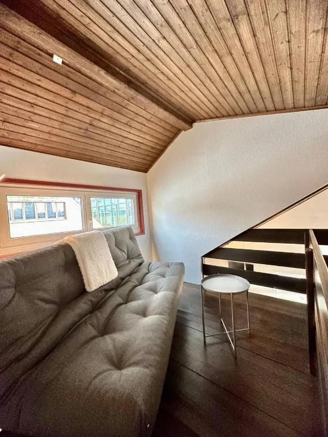 City-Penthouse mit Dachterrasse in der Fußgängerzone in Oldenburg – Wohnbereich